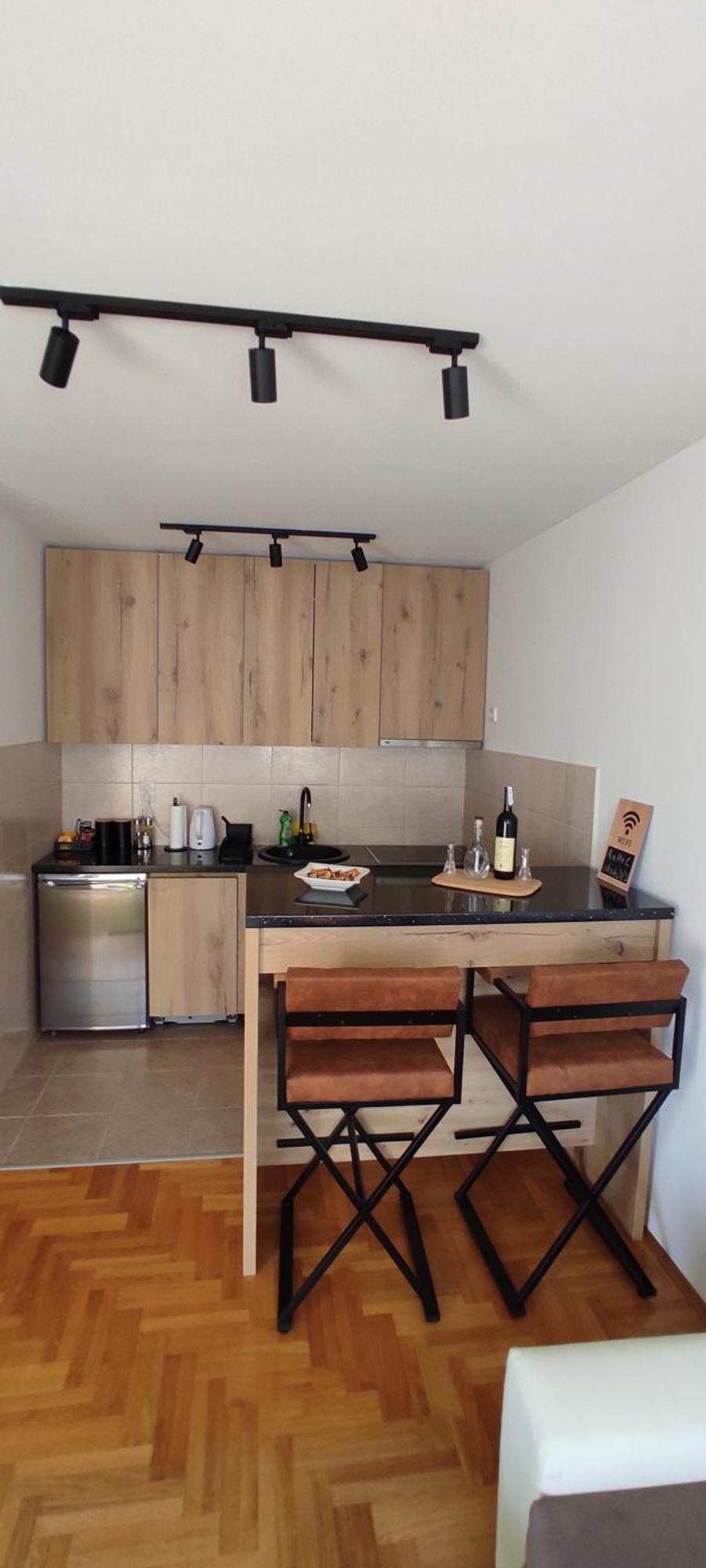 Apartman Anhel Apartment Lukavica Bagian luar foto